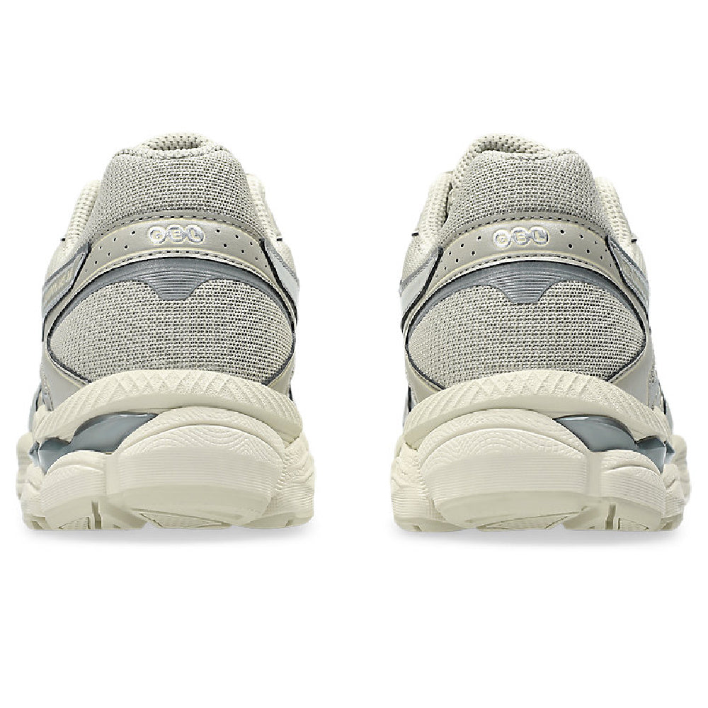 Asics | Unisex Gel-Cumulus 16 (Dried Leaf Green)
