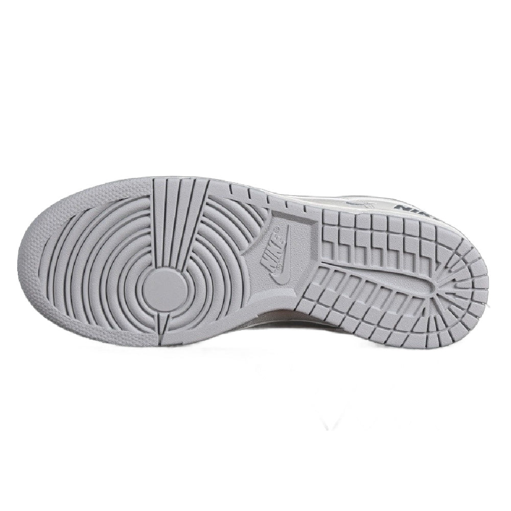 Nike | Unisex Dunk Low SB (Ivory/Off White/Silver)
